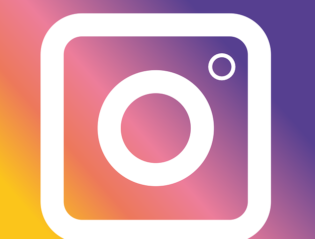 Kolorowa ikona portalu Instagram